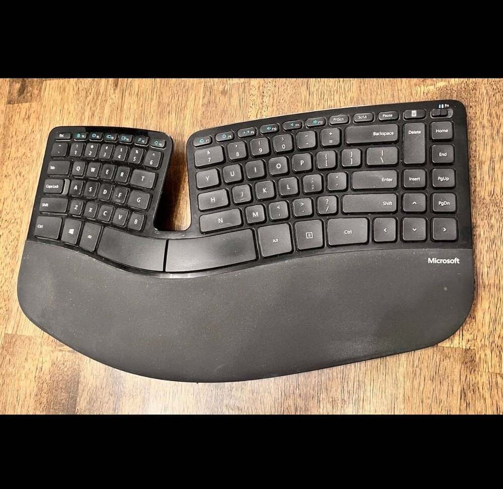 Microsoft Sculpt Ergonomic Keyboard Model 1559 Black No Dongle